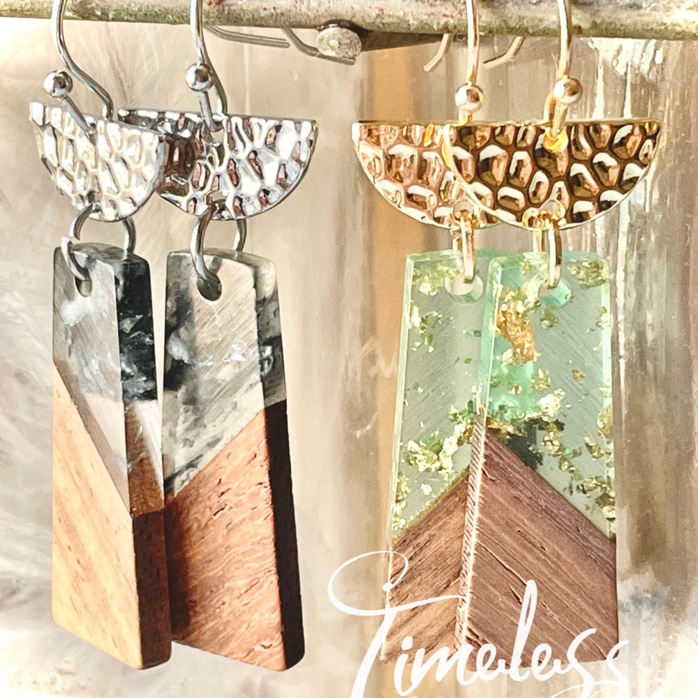 Boutique Mixed Media Resin Dangle Earrings
